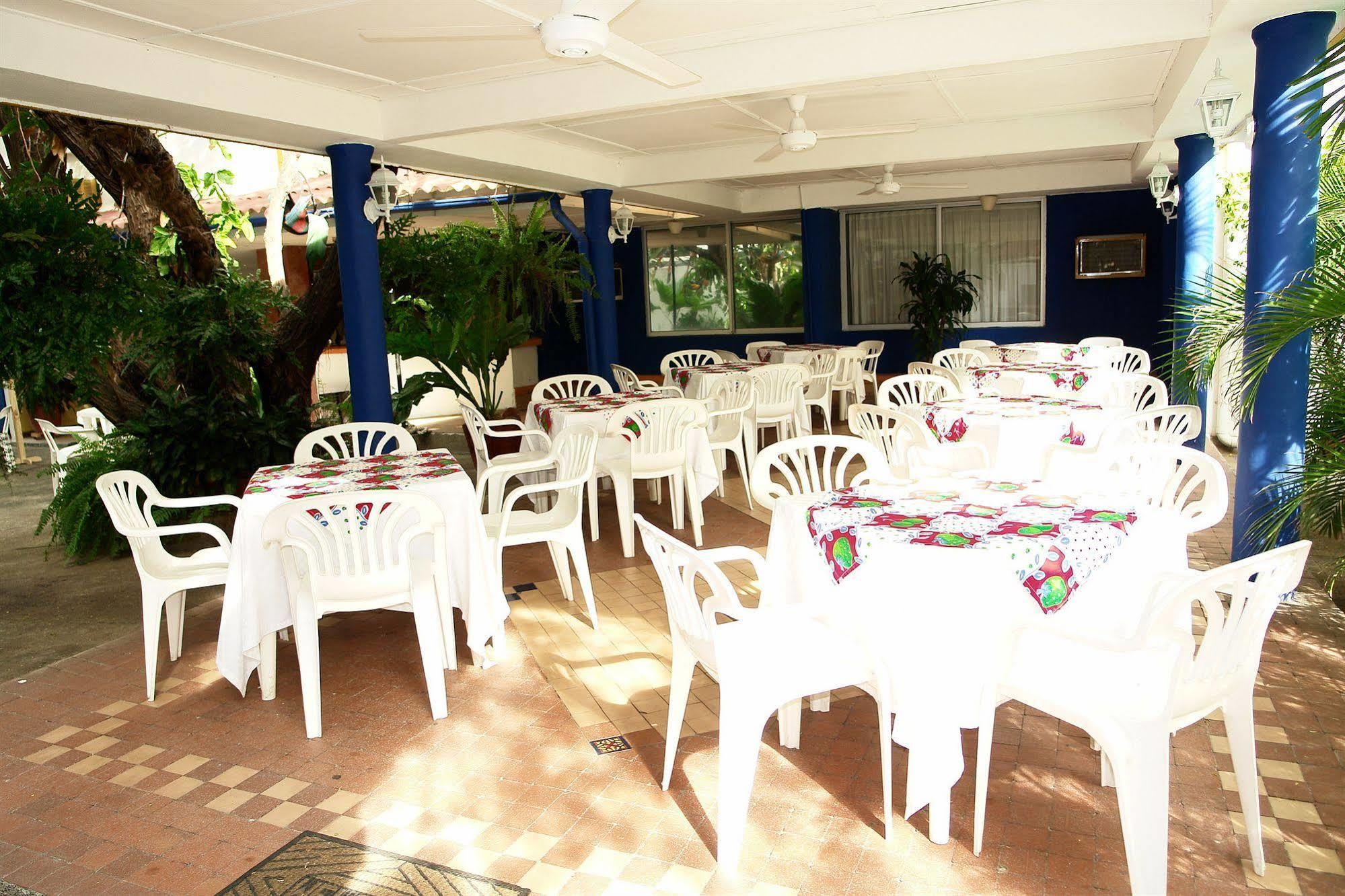 Hotel Edmar Santa Marta  Exteriör bild